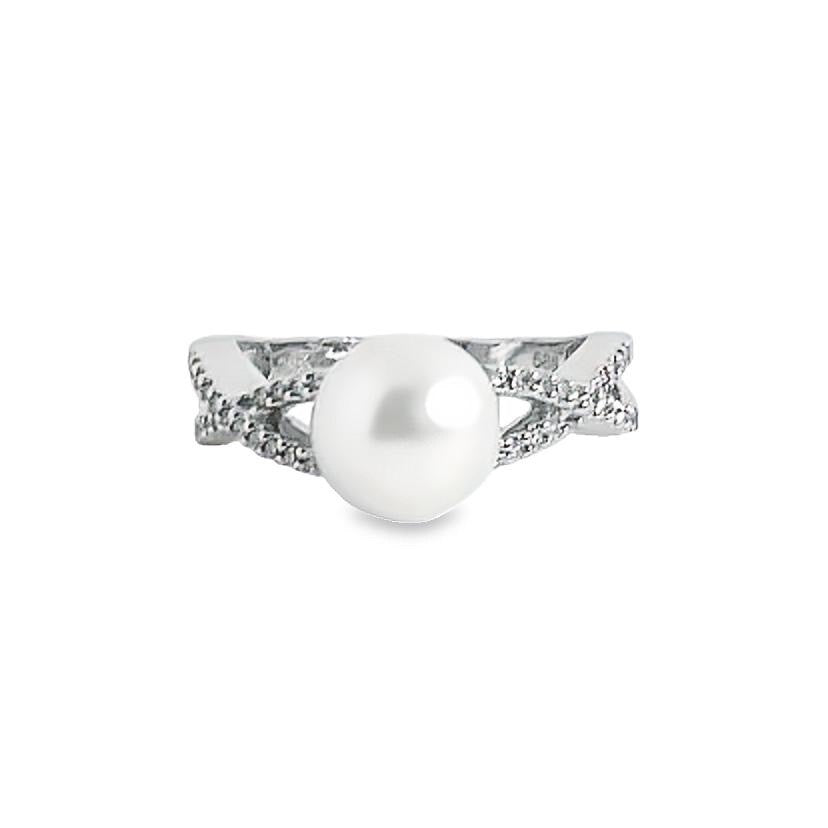 14K White Gold Pearl and Diamond Ring